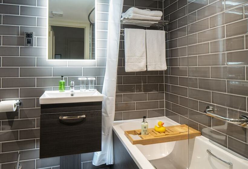 高级大房间, The Tudor House Hotel, Tewkesbury, Gloucestershire