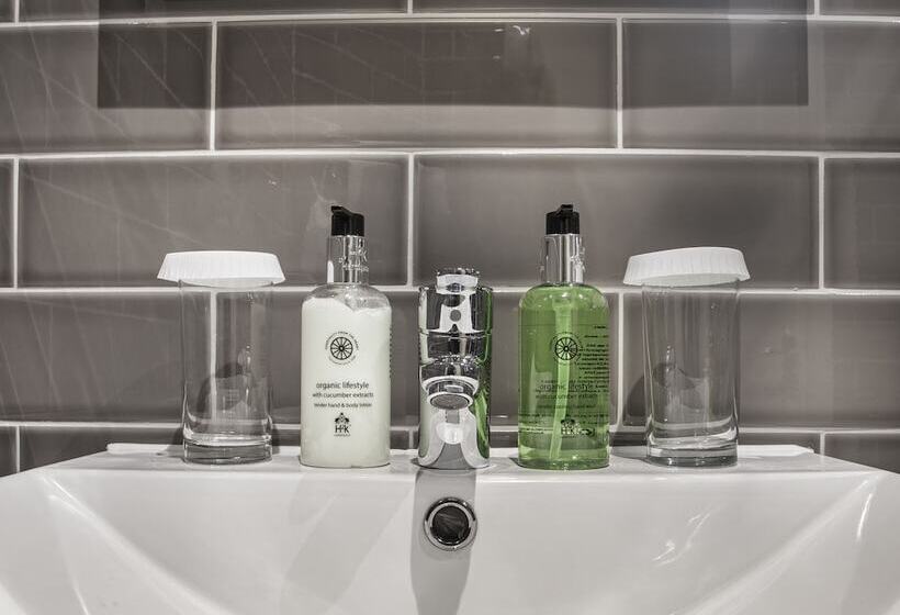 高级大房间, The Tudor House Hotel, Tewkesbury, Gloucestershire