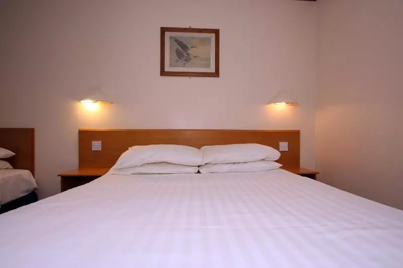 اتاق استاندارد یک نفره, Cohannon Inn