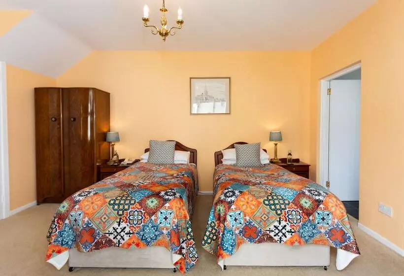 اتاق استاندارد, Shelleven Guest House