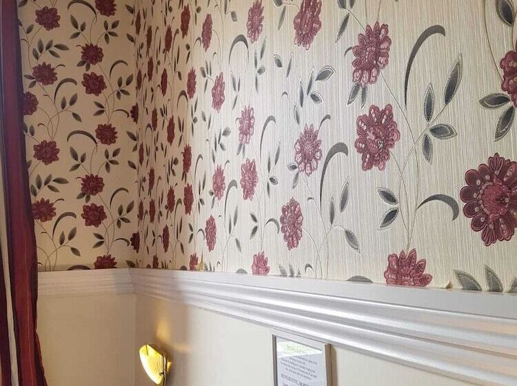 غرفة قياسية, The Lismore Hotel