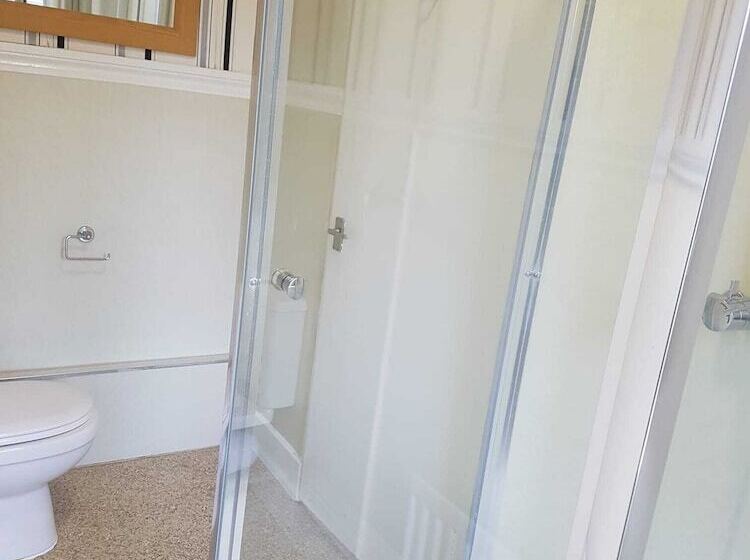 غرفة قياسية فردية, The Lismore Hotel