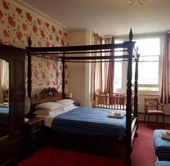 Perhehuone, The Lismore Hotel