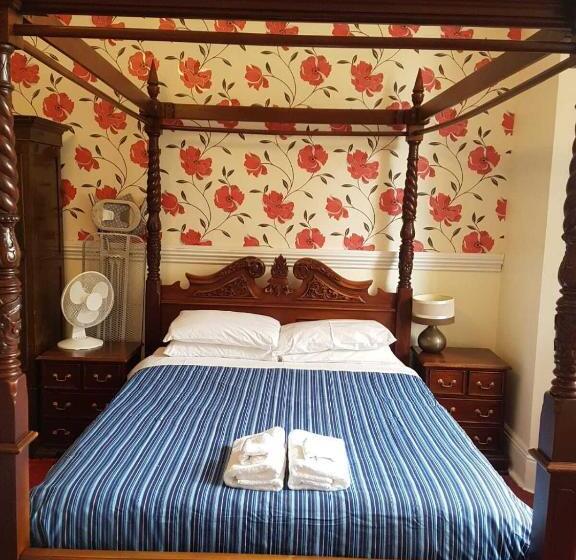 غرفة عائلية, The Lismore Hotel