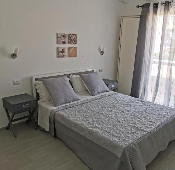 غرفة قياسية مزوَّدة بشُرفة, Affittacamere Alisso