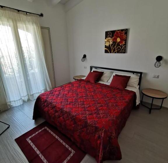 غرفة قياسية مزوَّدة بشُرفة, Affittacamere Alisso