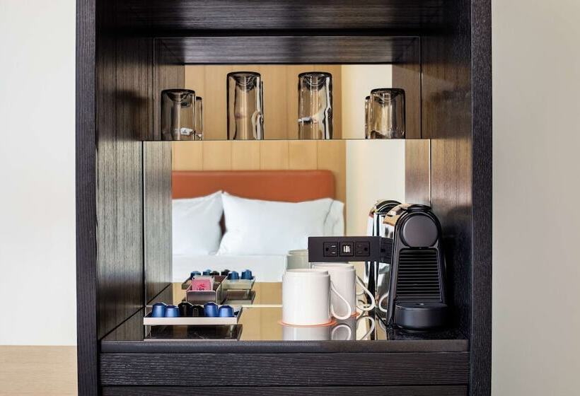 身障者適用ダブルベッド付きスタンダードルーム, Canopy By Hilton Baltimore Harbor Point