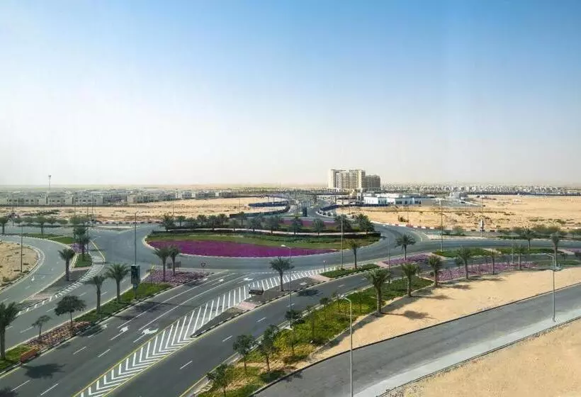 اتاق استاندارد با چشمانداز شهر, Holiday Inn Dubai Al Maktoum Airport, An Ihg