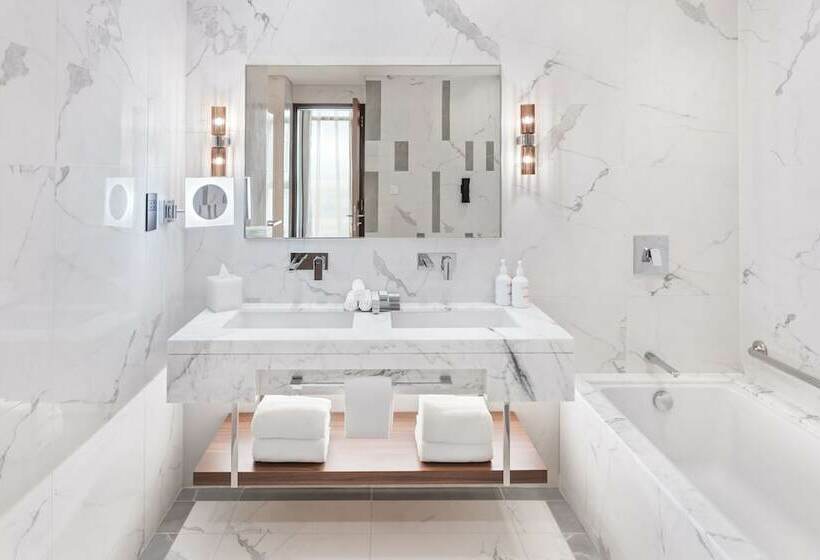 اتاق پرمیوم, Holiday Inn Dubai Al Maktoum Airport, An Ihg