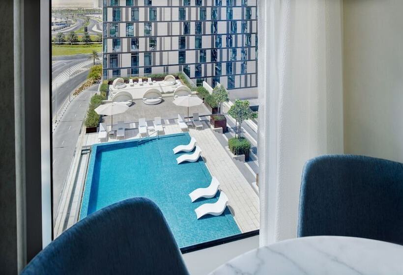 اتاق استاندارد با تخت دوبل, Holiday Inn Dubai Al Maktoum Airport, An Ihg