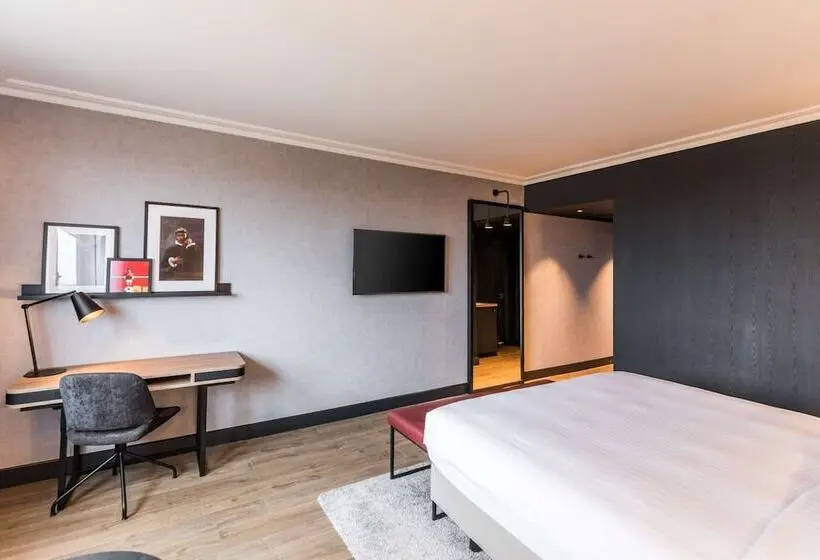 اتاق استاندارد, Radisson Red London Heathrow