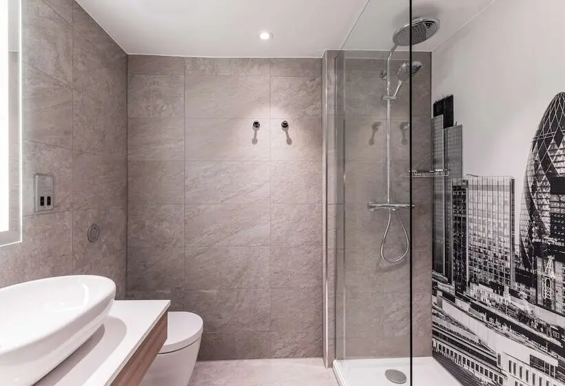 اتاق اجرایی, Radisson Red London Heathrow