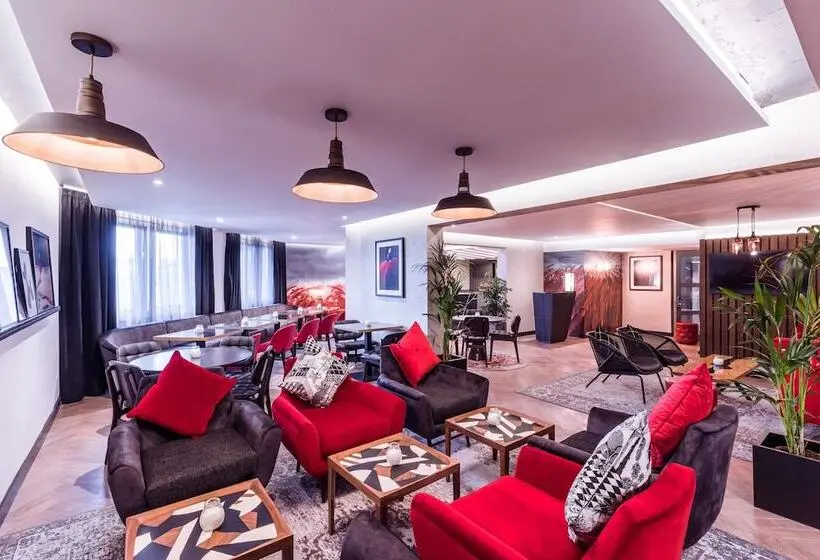 اتاق اجرایی, Radisson Red London Heathrow
