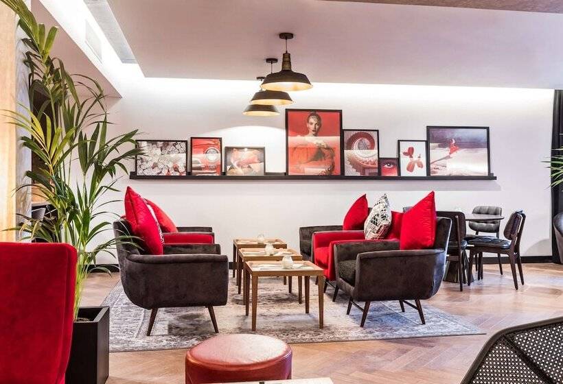 行政房间, Radisson Red London Heathrow