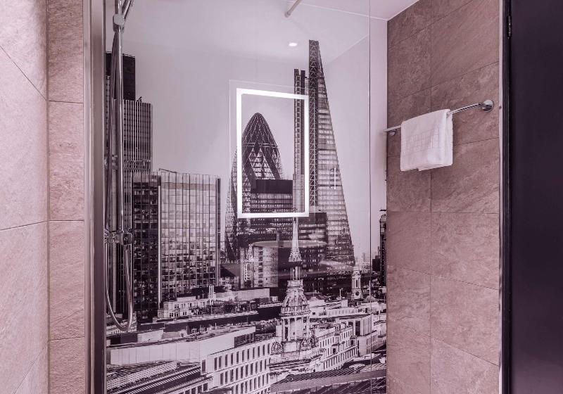 行政房间, Radisson Red London Heathrow