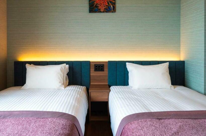 اتاق اجرایی, Sansui Naha ryukyu Hot Spring Naminoueyu