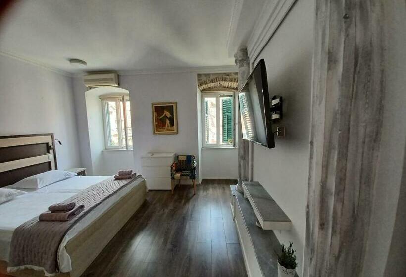 디럭스 스튜디오, Jr Luxury Guesthouse