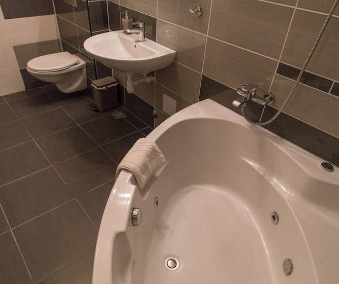 디럭스 스튜디오, Jr Luxury Guesthouse