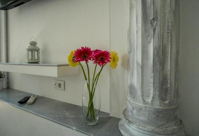 디럭스 스튜디오, Jr Luxury Guesthouse