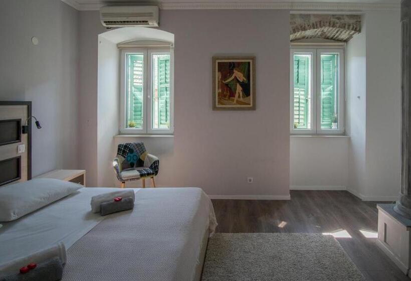 디럭스 스튜디오, Jr Luxury Guesthouse