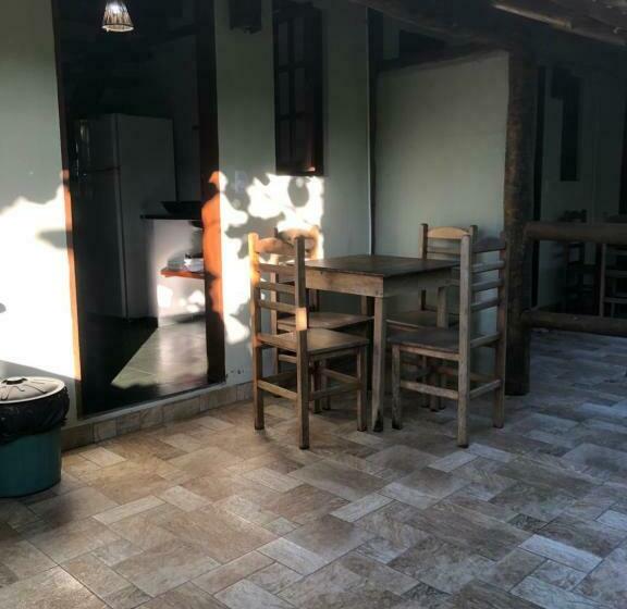 샬레, Pousada Vila Cambury