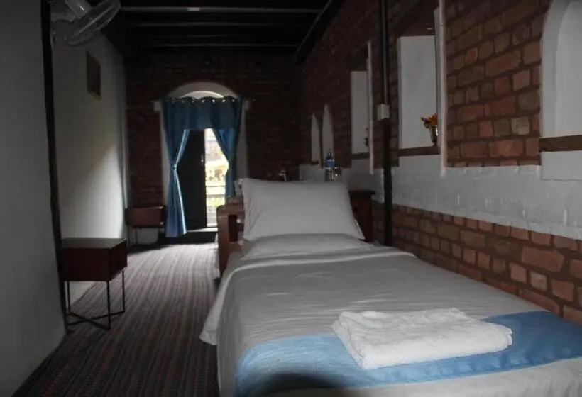 اتاق استاندارد, Bandipur Chhen