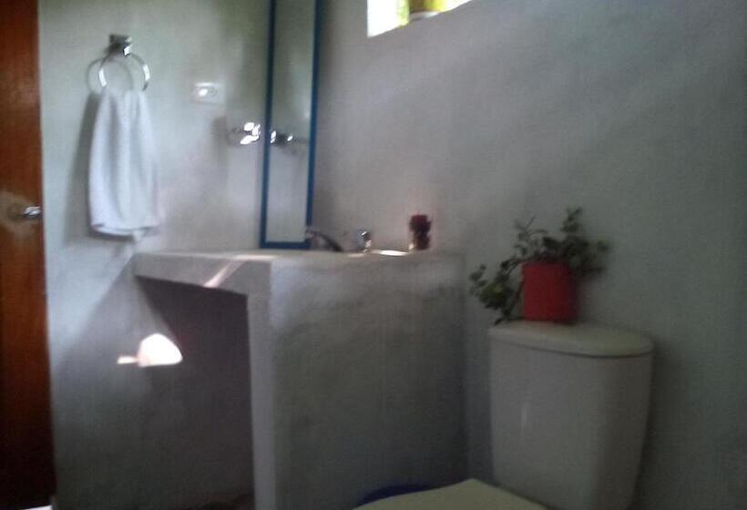 ガーデンビュースタンダードルーム, Posada Villa Margarita