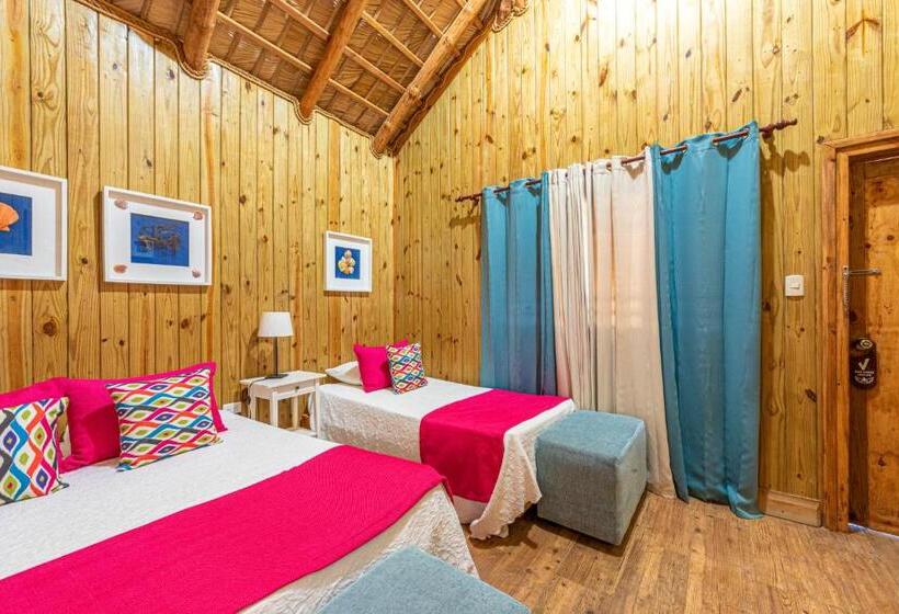 غرفة قياسية ثلاثية, Vista De águilas Ecolodge