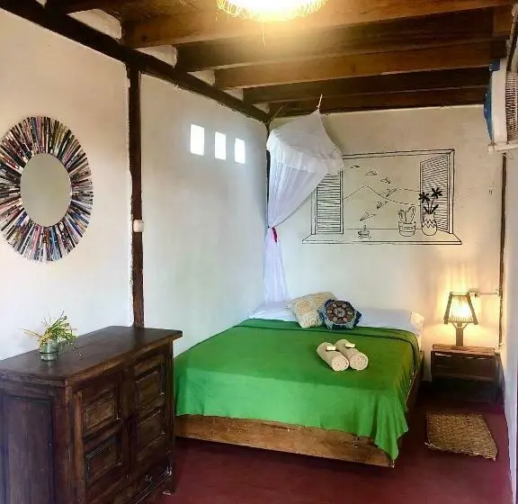 スタンダードルーム, Hostal Los Orishas