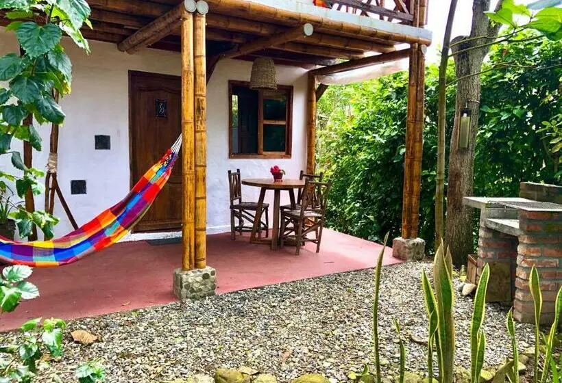 スタンダードルーム, Hostal Los Orishas