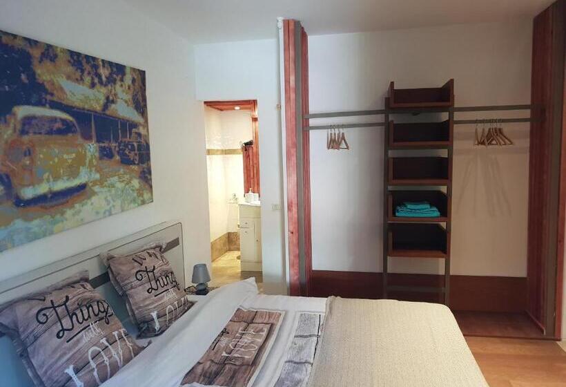 غرفة ديلوكس, K.n.c.1601