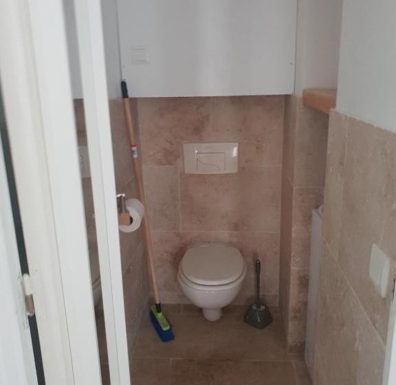 إستوديو قياسى, K.n.c.1601