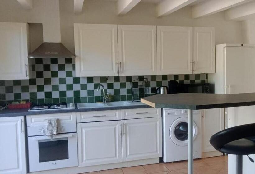 غرفة أساسية فردية, K.n.c.1601