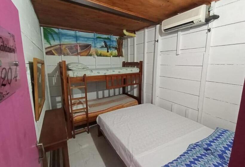 חדר סטנדרט לארבעה, Milimar Hostal