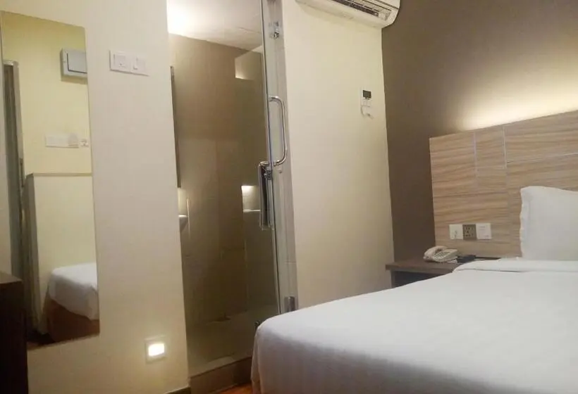 Standard Yhden Hengen Huone, U Design Hotel Bukit Mertajam