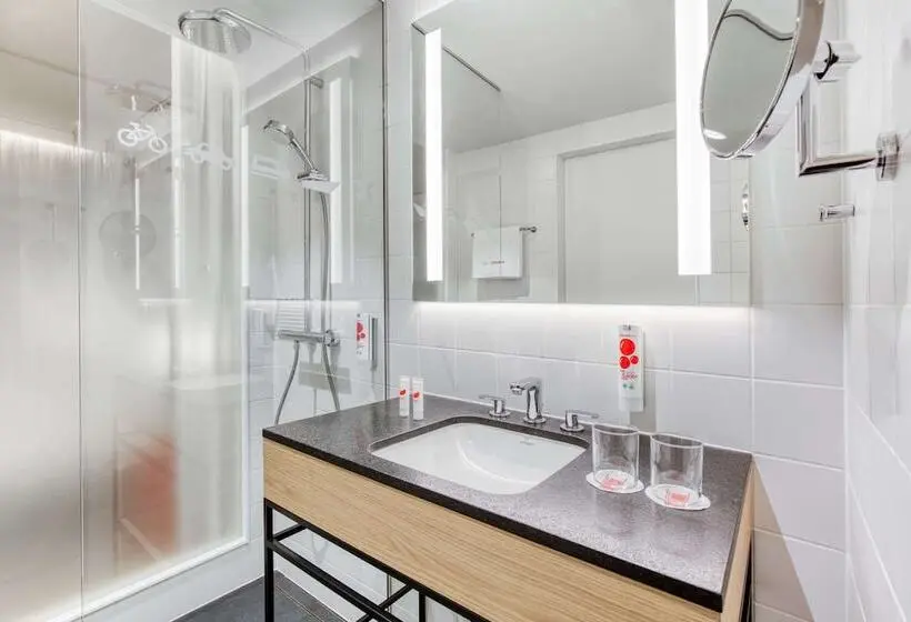 ビジネスルーム, Intercityhotel Saarbrücken