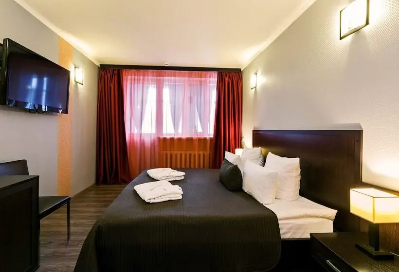 سوییت لوکس, Uninn Hotel Vnukovo
