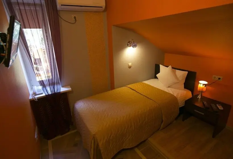 اتاق استاندارد یک نفره, Uninn Hotel Vnukovo