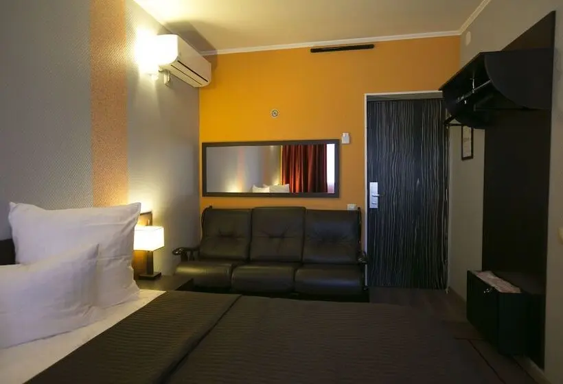 اتاق استاندارد با تخت دوبل, Uninn Hotel Vnukovo