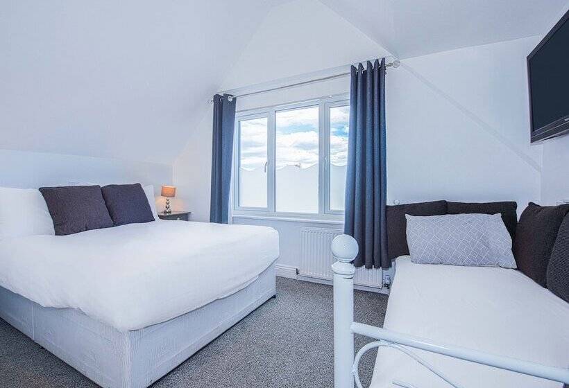 Quarto Estandar, The Pier