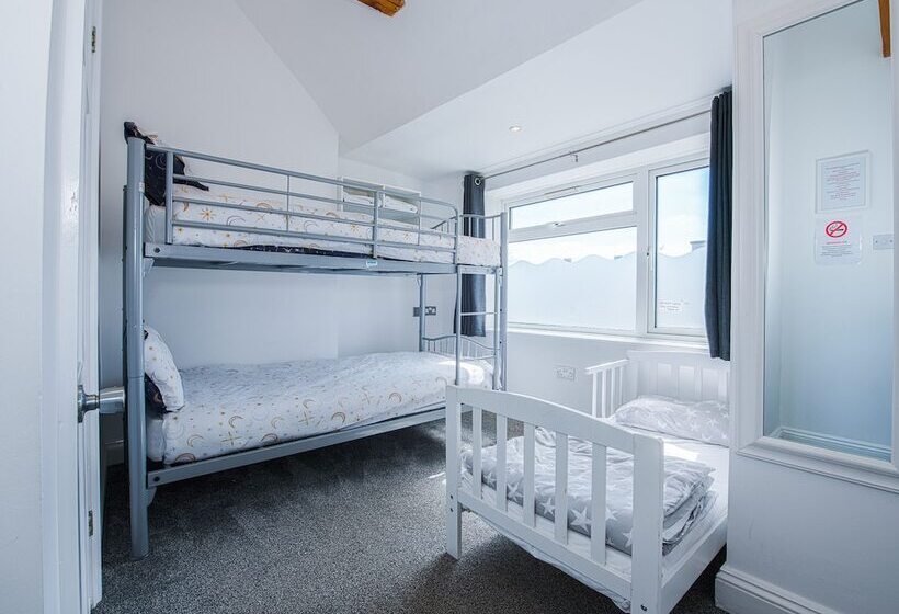 Quarto Triplo Deluxe, The Pier