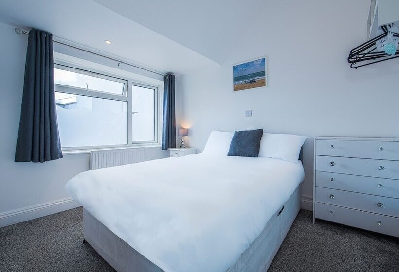 Quarto Triplo Deluxe, The Pier