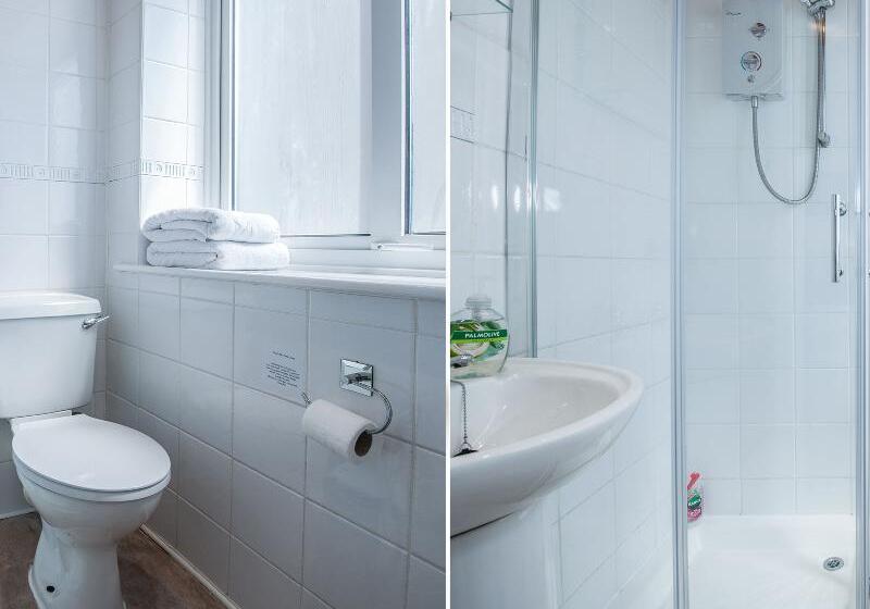 Quarto Estandar, The Pier