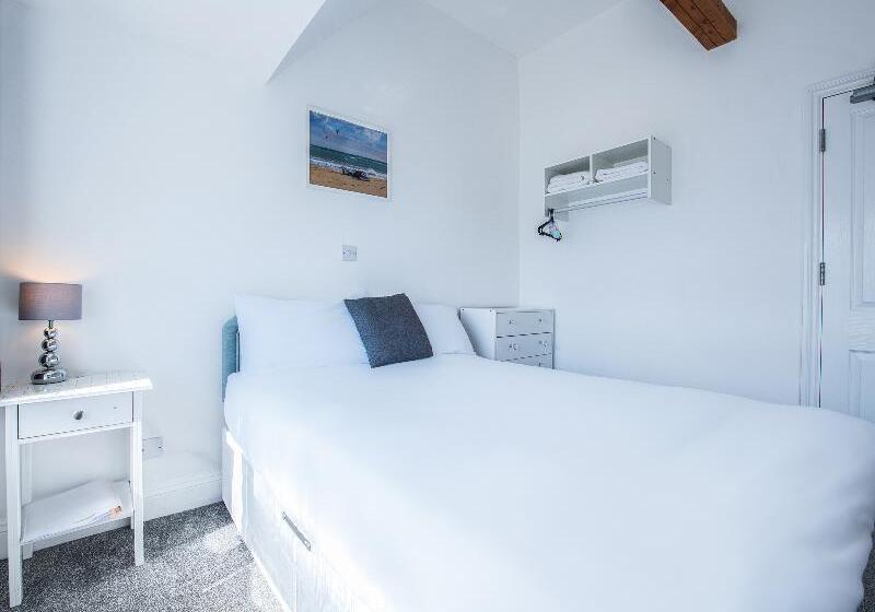 Quarto Triplo Deluxe, The Pier