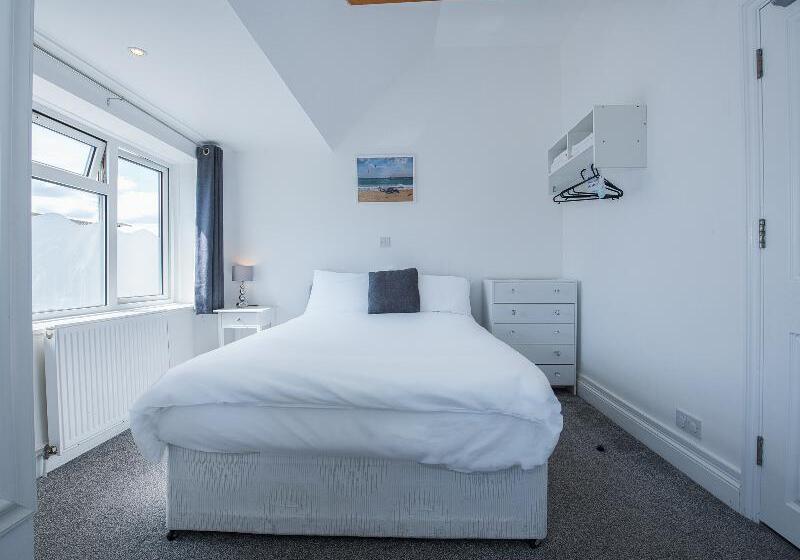 Quarto Triplo Deluxe, The Pier