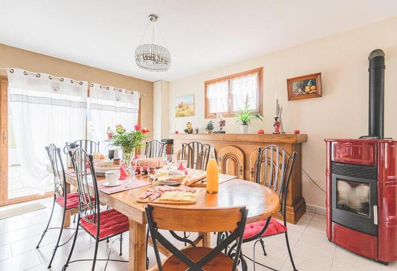 غرفة عائلية, Chambres D Hôtes Les Colombes