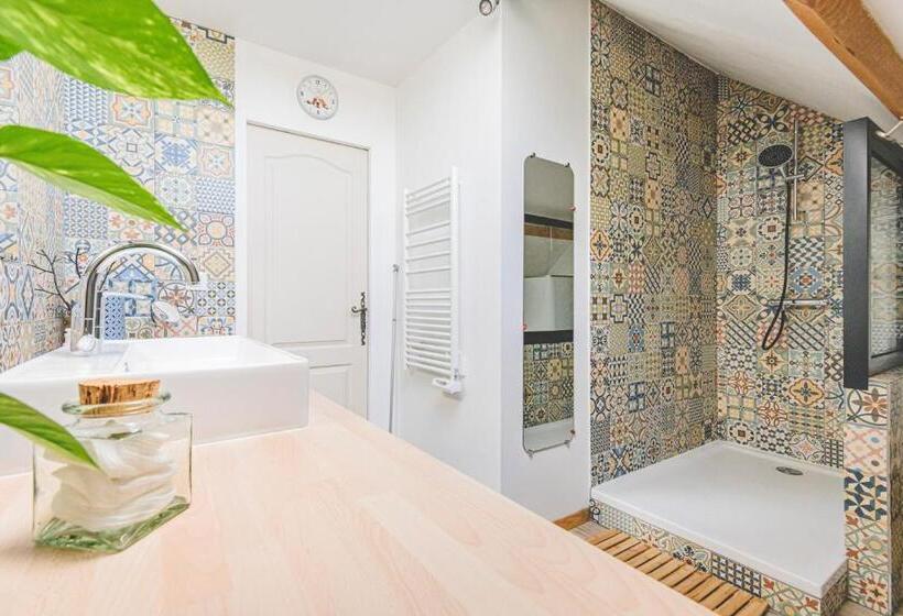 غرفة عائلية, Chambres D Hôtes Les Colombes