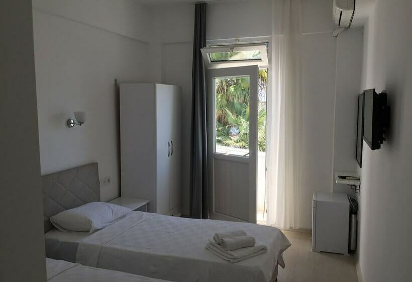 スタンダードルーム, R House