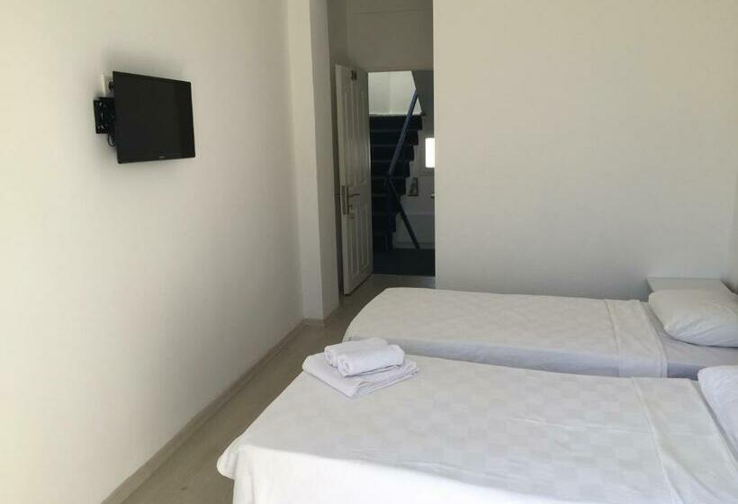 スタンダードルーム, R House