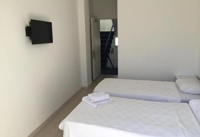 バルコニー付きスタンダードルーム, R House